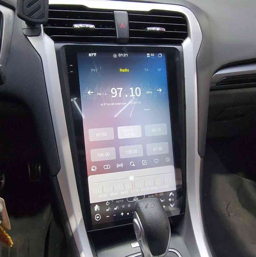 2013-2020 Ford Fusion Tesla Style Radio