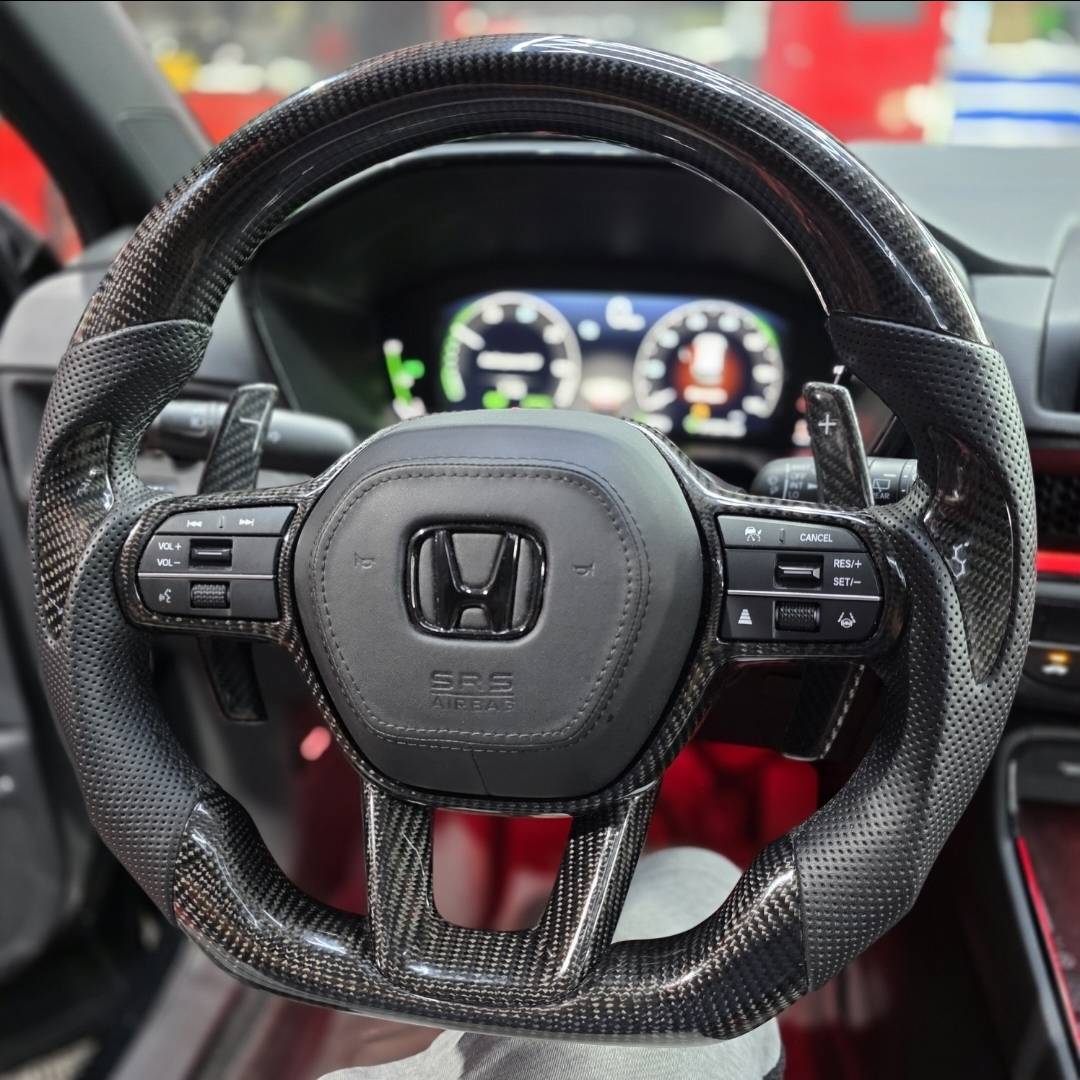 Personalizable Carbon Fiber Steering Wheel