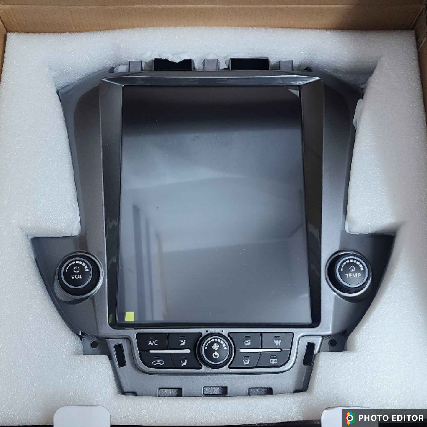 Chevrolet Tahoe 2015-2020 12.1" Tesla Style Radio