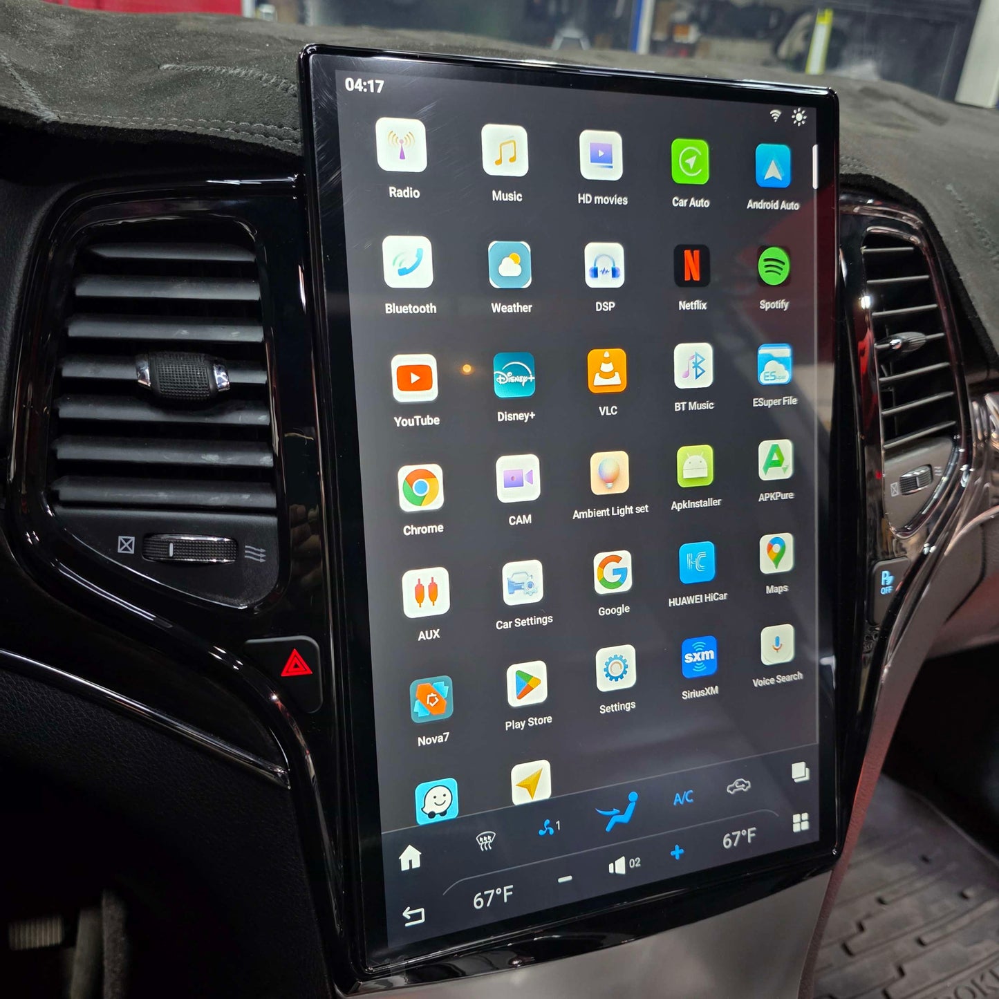 2014-2020 Jeep Grand Cherokee Prominent Tesla Style Radio